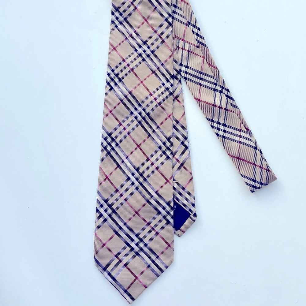 Burberry Silk Tie Vintage / Original Burberry Check Patterned.  Mens